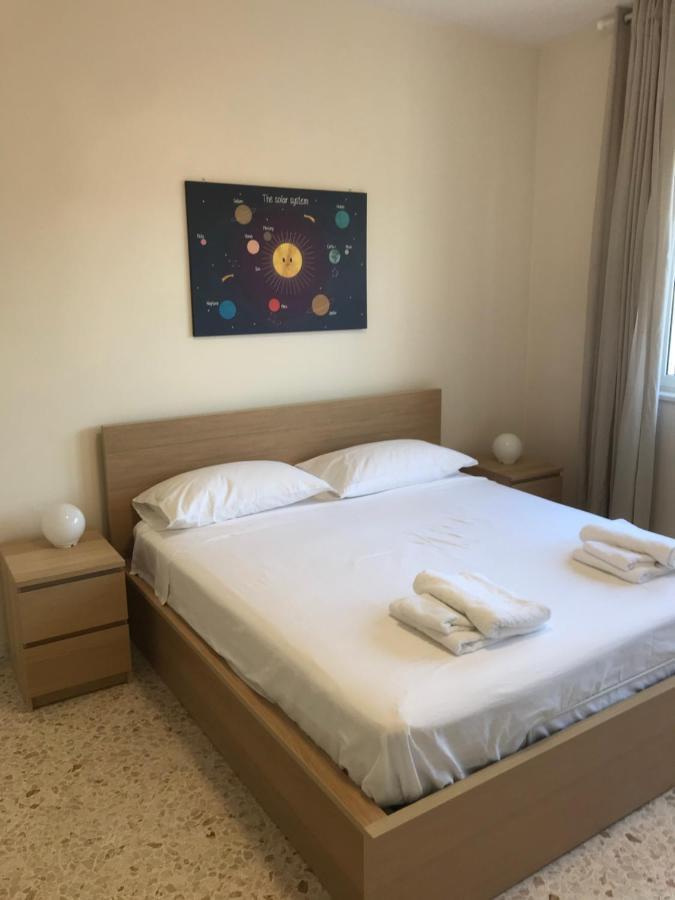 B&B Parco 2 Giugno Bari Buitenkant foto