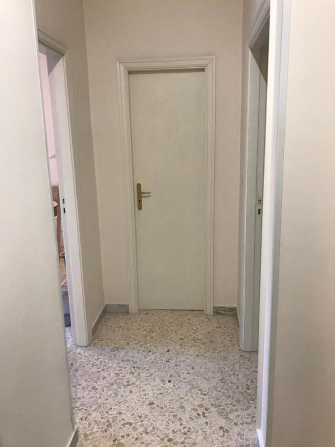 B&B Parco 2 Giugno Bari Buitenkant foto